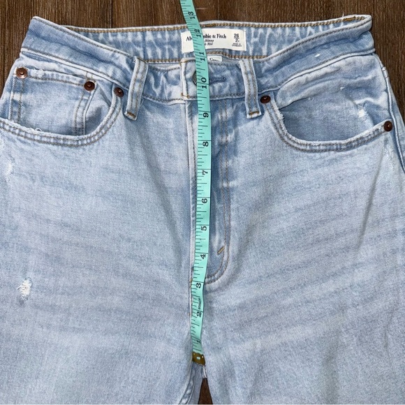 Abercrombie & Fitch The Skinny High Rise Jean CURVE LOVE Ankle Distressed - Picture 6 of 12